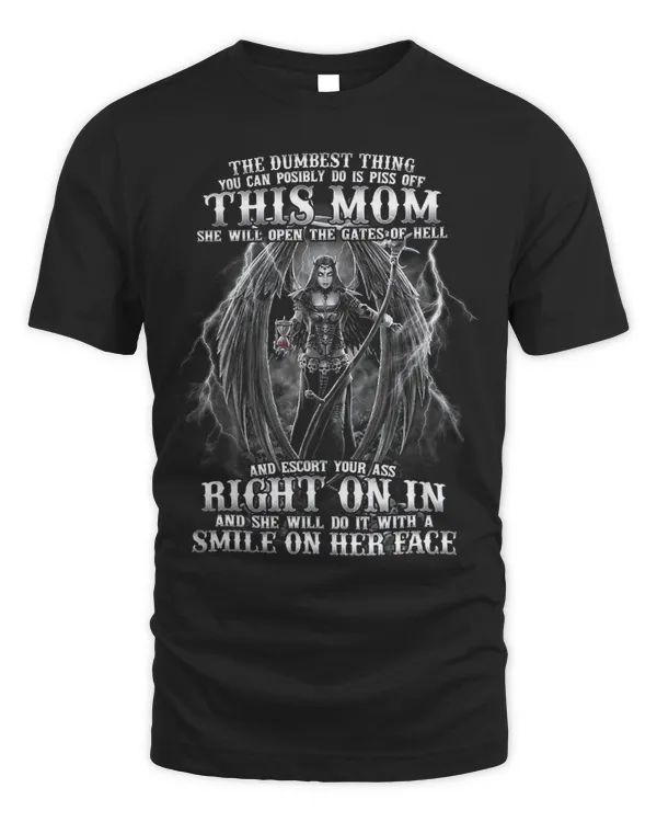 The Dumbest Thing You Can Posibly Do Is Piss Off This Mom