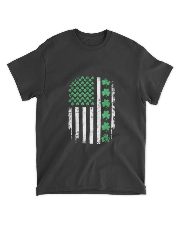 US American flag with shamrocks for St Patricks day T-Shirt