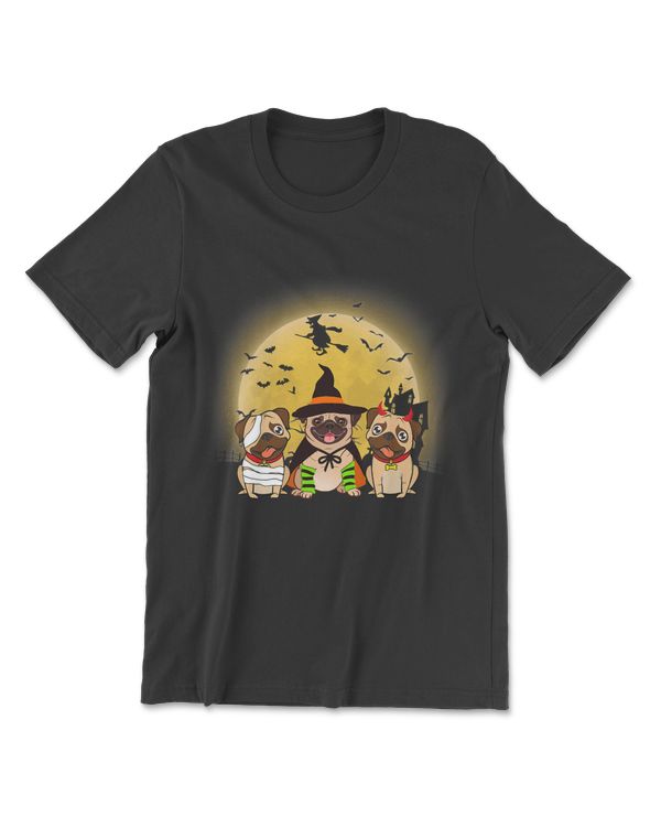 Pug Dogs And Moon Halloween Costume Witch Vampire Mummy Gift T-Shirt