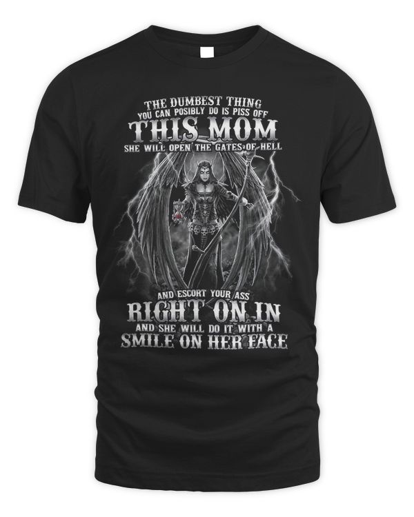 The Dumbest Thing You Can Posibly Do Is Piss Off This Mom